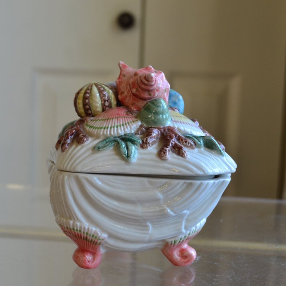 Fitz & Floyd Oceana Seashells Ceramic Sugar Bowl Trinket Box w/Lid Crab Nautical